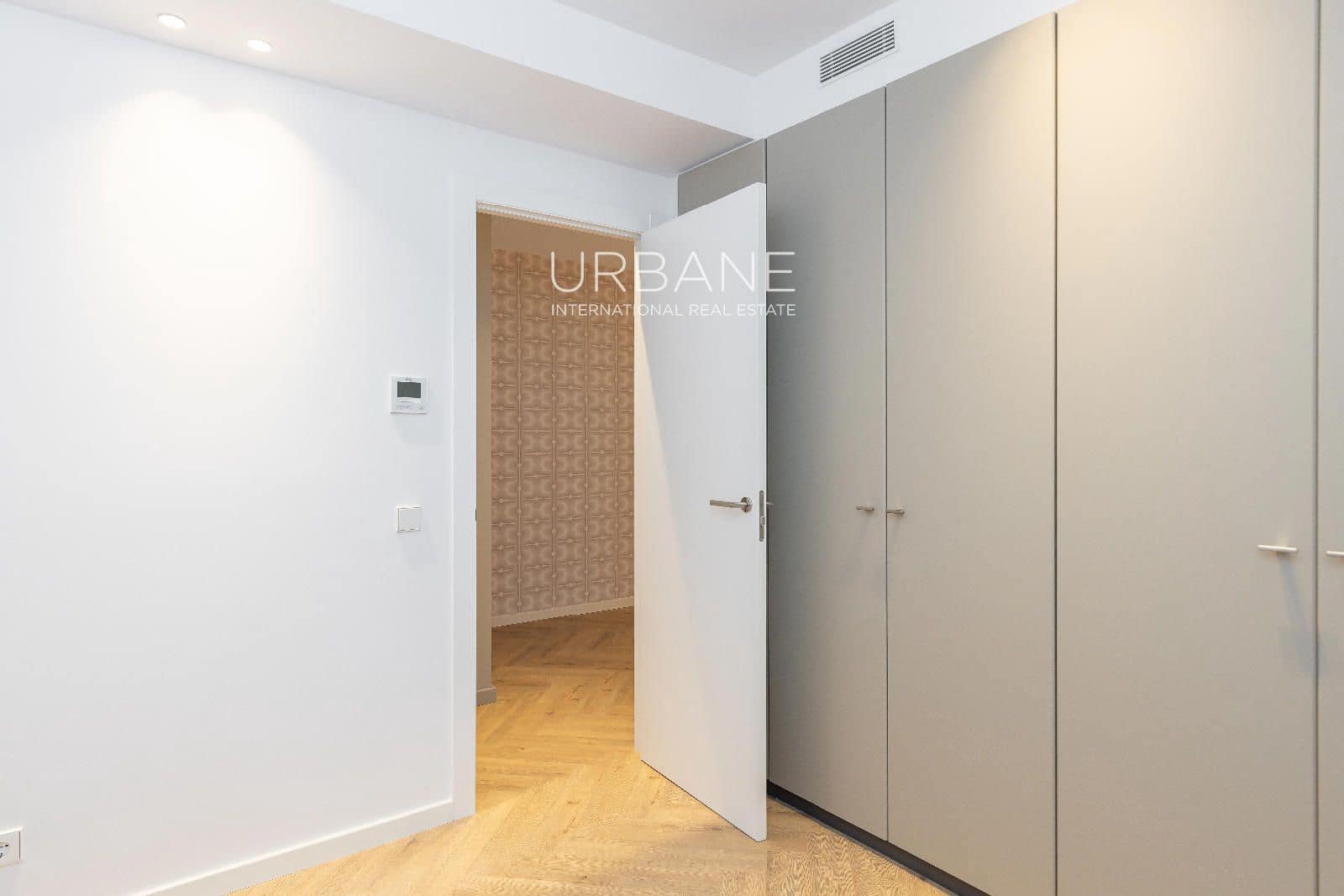 3 soverom Leilighet til salgs i Barcelona by med garasje - € 775 000 (Ref: 9611899)