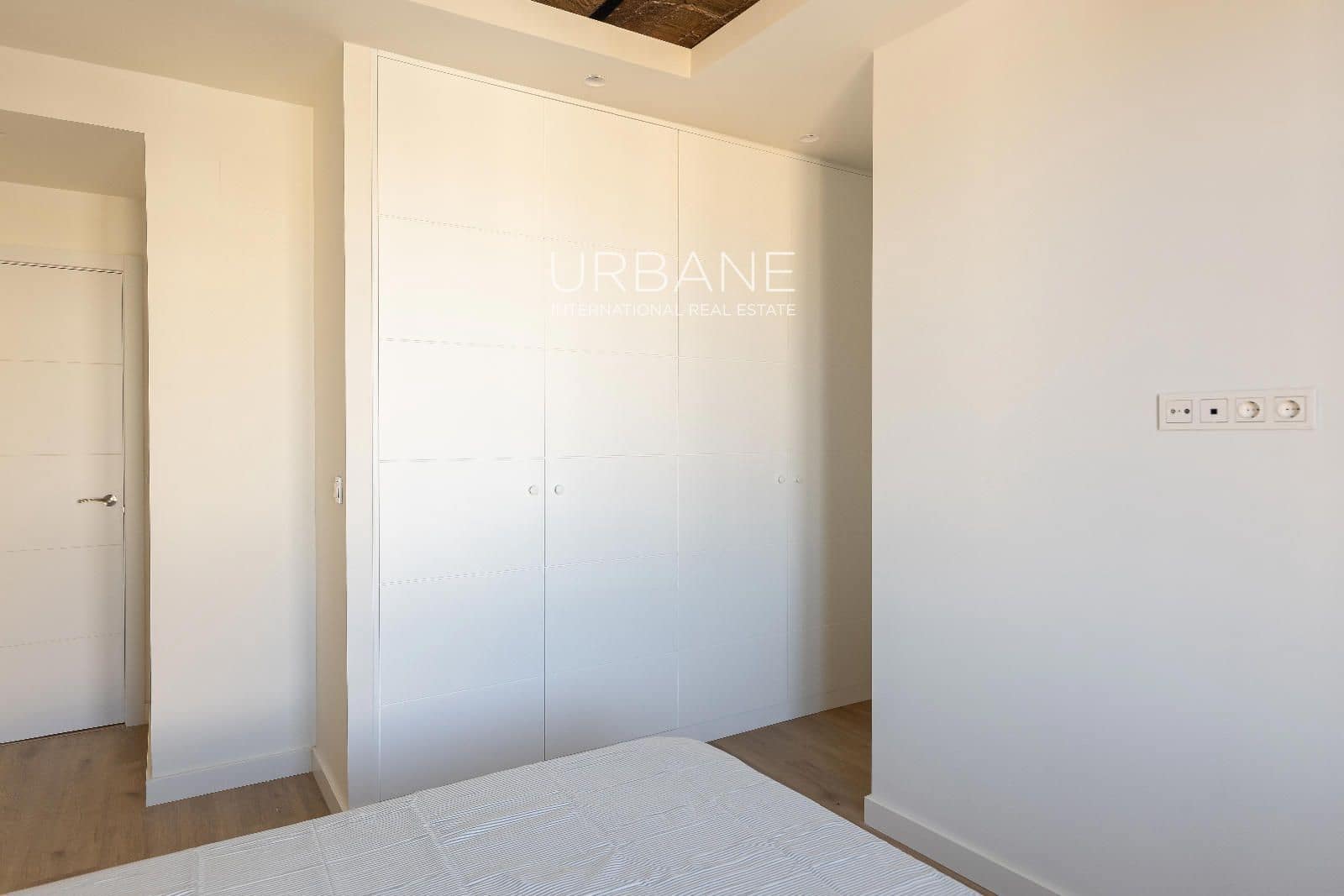 3 sypialnia Mieszkanie do wynajęcia w Miasto Barcelona - 1 955 € (Ref: 9612030)