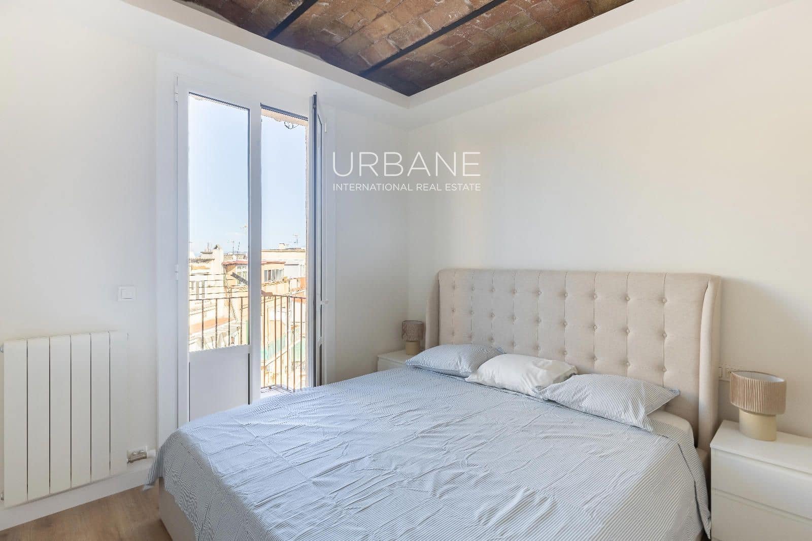 3 sypialnia Mieszkanie do wynajęcia w Miasto Barcelona - 1 955 € (Ref: 9612030)