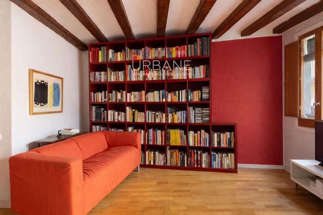 3 bedroom Flat for sale in El Barri Gòtic, Barcelona city - € 425,000 (Ref: 9626899)