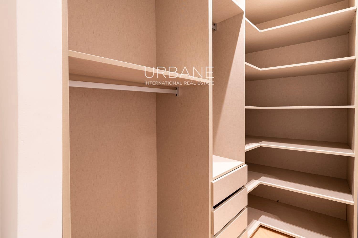 2 camera da letto Appartamento in vendita in Barcelona citta con garage - 647.000 € (Rif: 9632672)