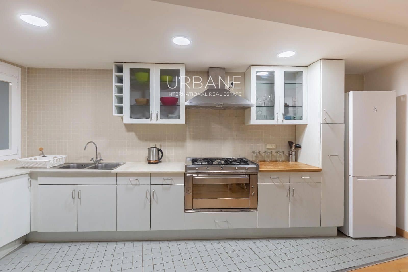 1 slaapkamer Flat te koop in Barcelona stad - € 365.000 (Ref: 9641046)