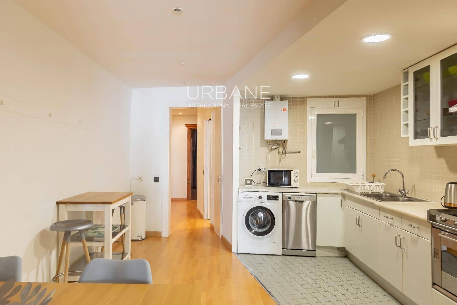 1 slaapkamer Flat te koop in Barcelona stad - € 365.000 (Ref: 9641046)