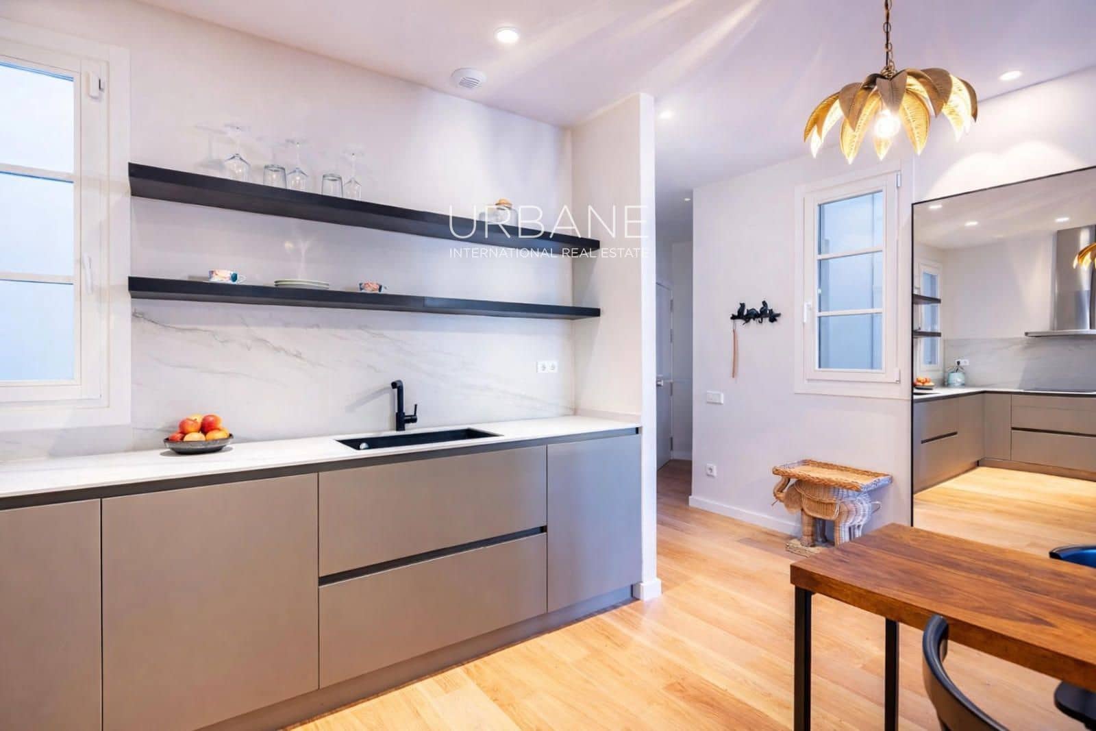 1 makuuhuone Asunto vuokrattavana paikassa Barcelona kaupunki - 3 500 € (Ref: 9646383)