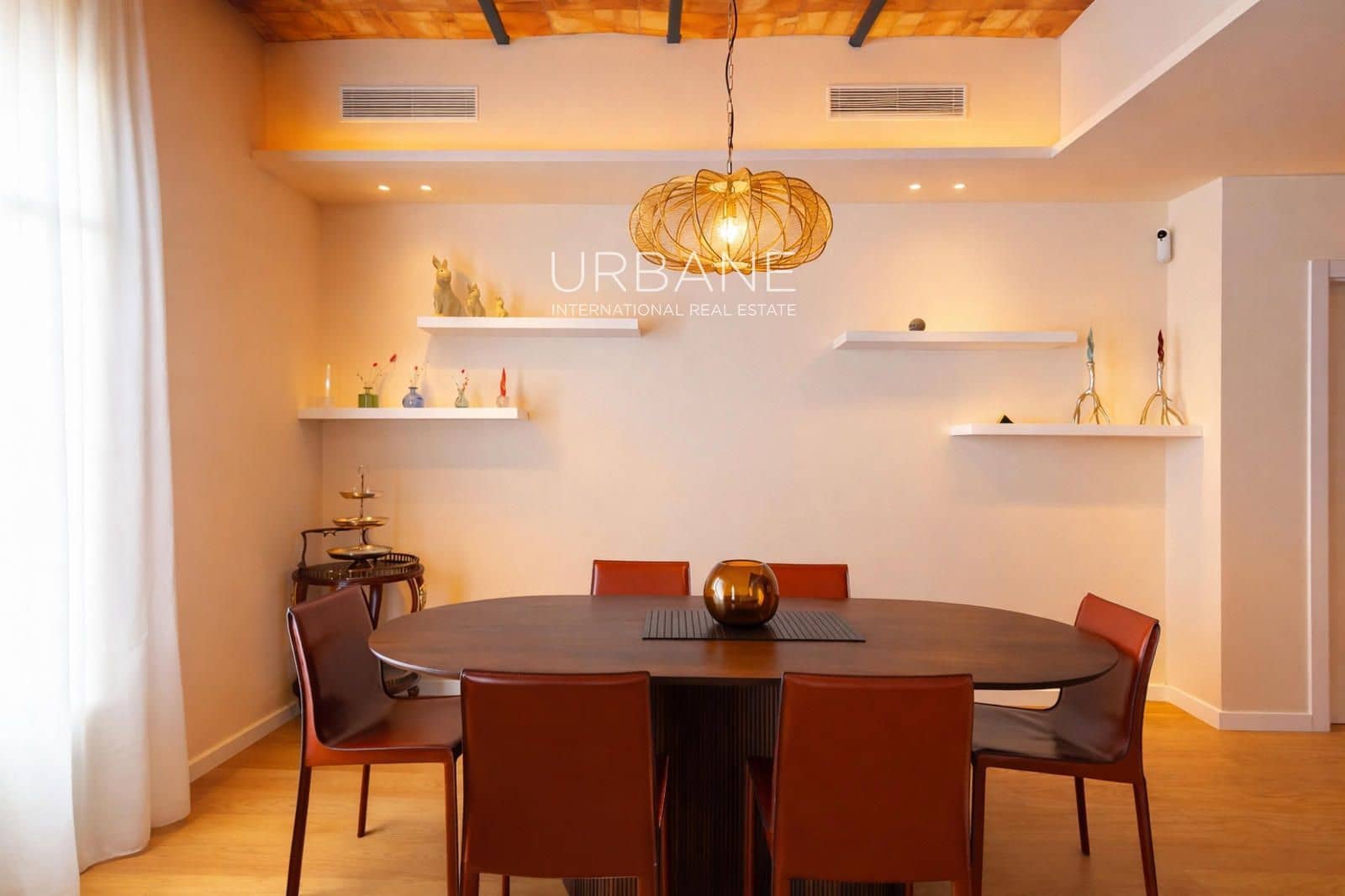 Appartement de 2 chambres à louer à Barcelone ville - 6 500 € (Ref: 9667207)