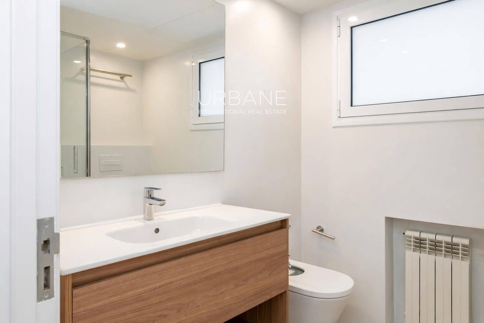 3 bedroom Flat for rent in Barcelona city - € 4,995 (Ref: 9667208)