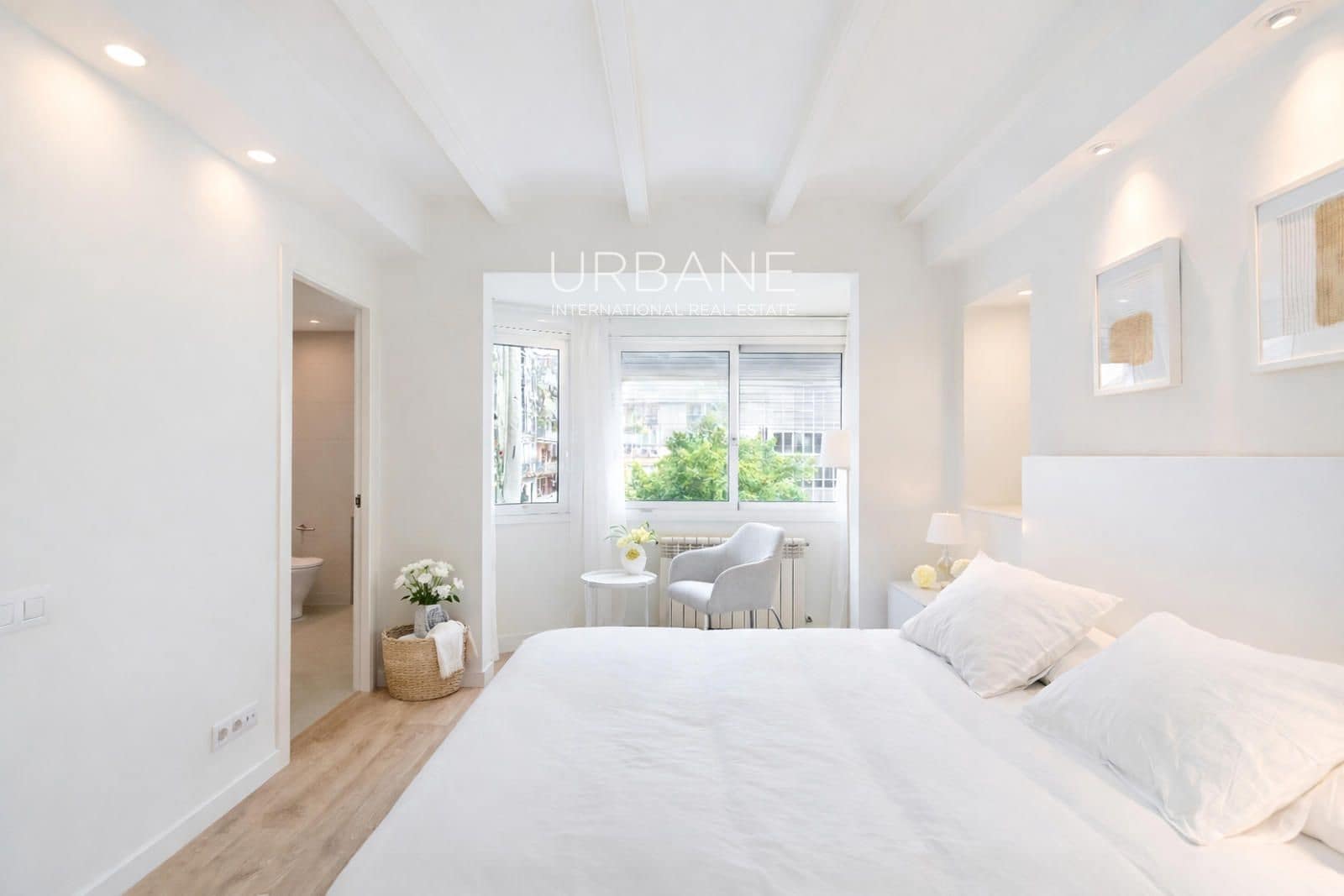 3 bedroom Flat for rent in Barcelona city - € 4,995 (Ref: 9667208)