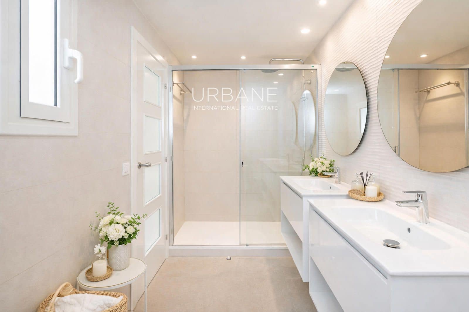 3 bedroom Flat for rent in Barcelona city - € 4,995 (Ref: 9667208)