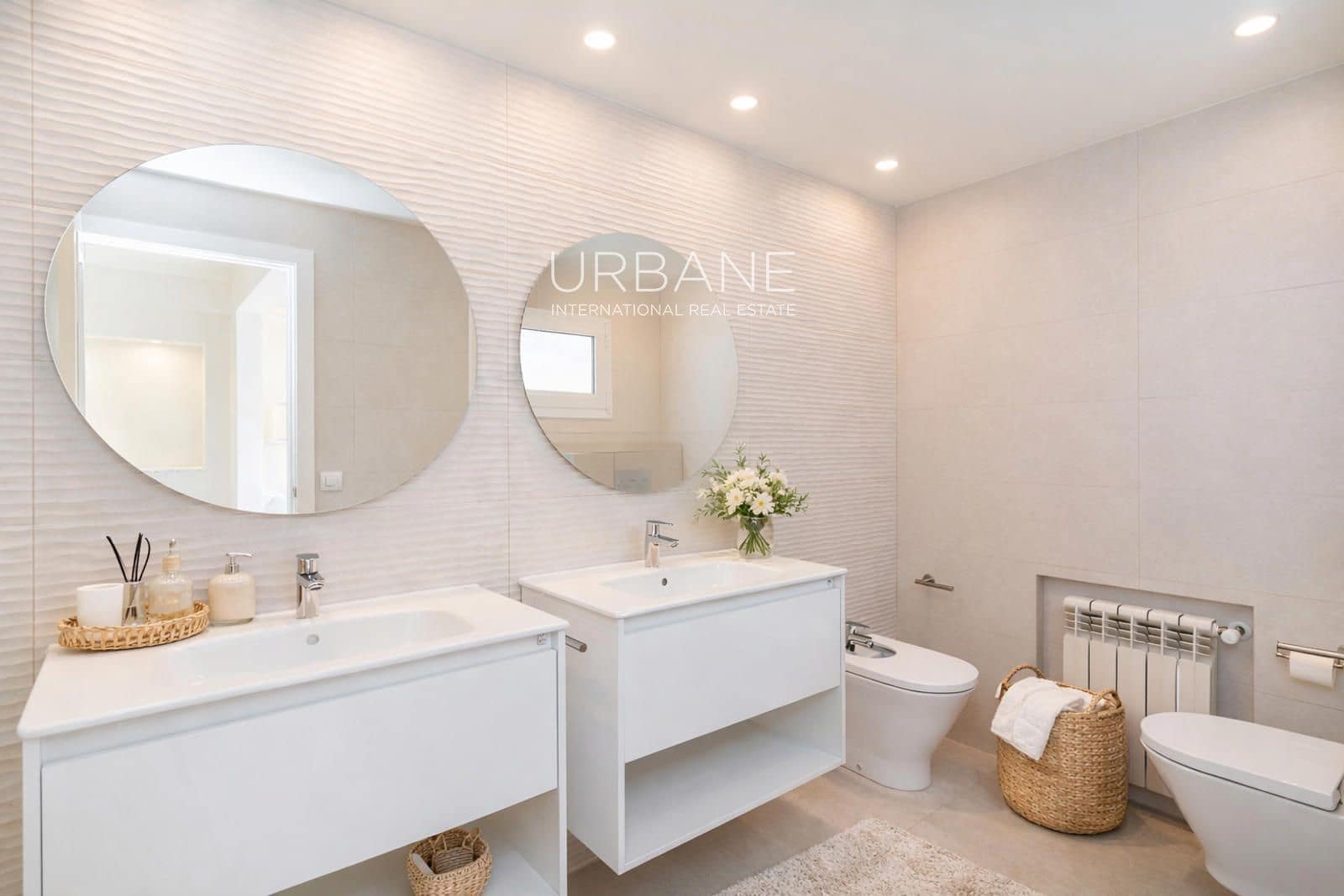 3 bedroom Flat for rent in Barcelona city - € 4,995 (Ref: 9667208)