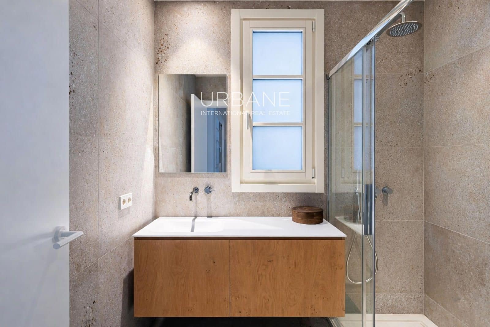 1 soverom Leilighet til leie i Barcelona by - € 3 500 (Ref: 9667209)