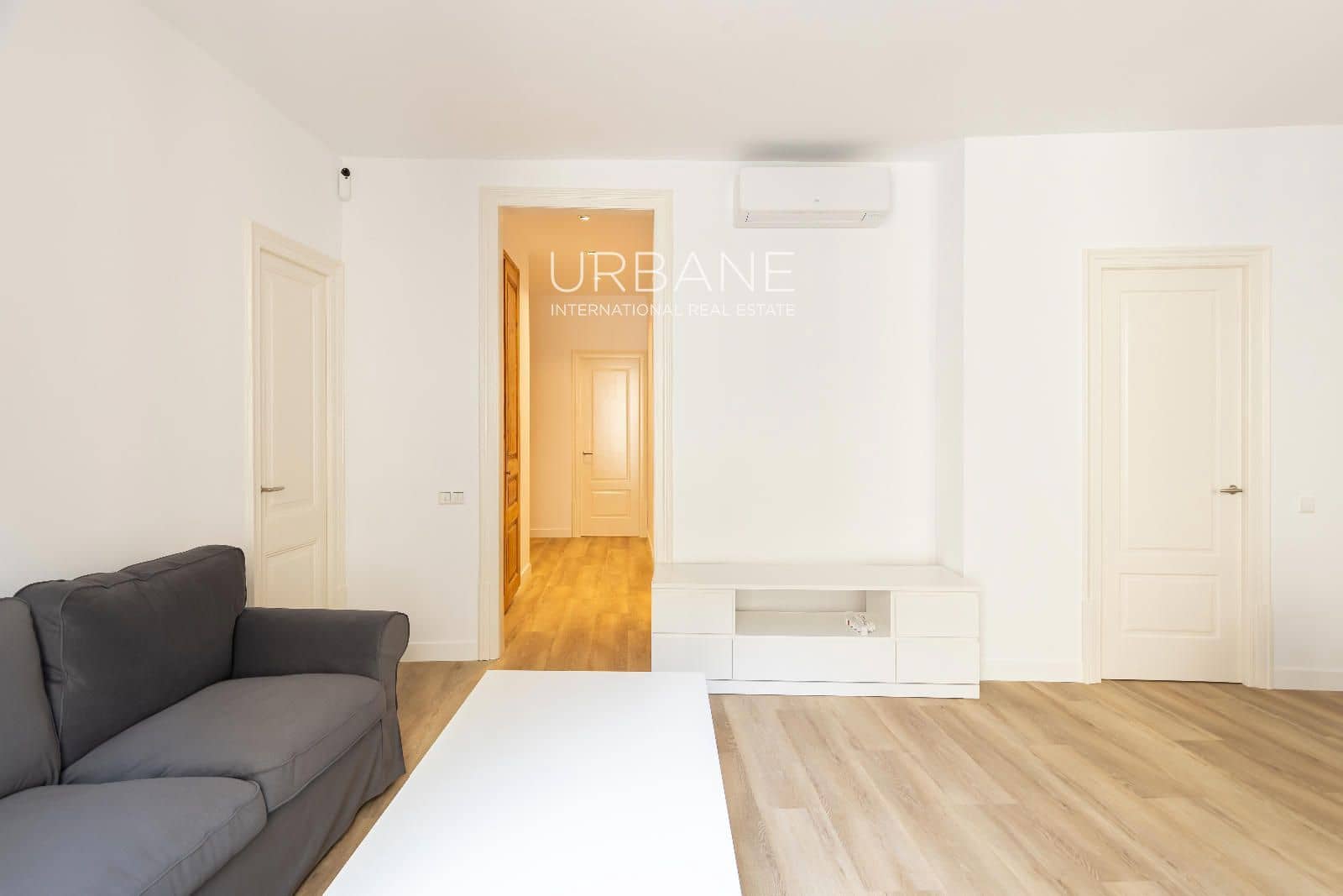 3 Zimmer Wohnung zu vermieten in Barcelona Stadt - 1.836 € (Ref: 9675110)