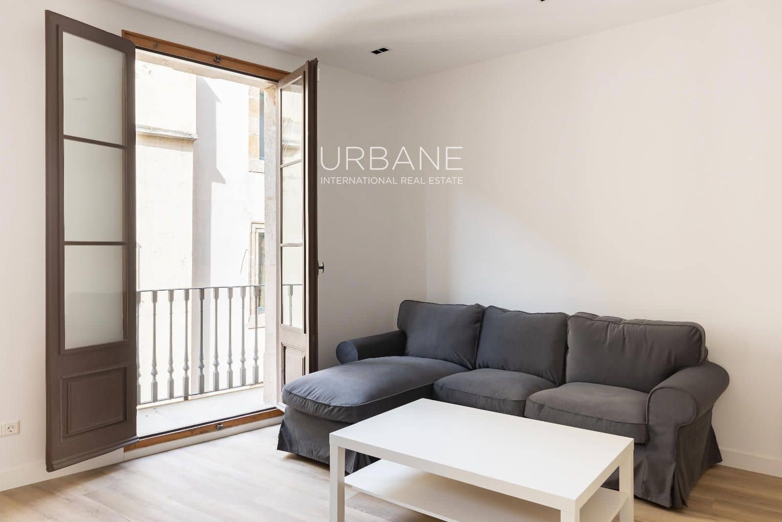 3 Zimmer Wohnung zu vermieten in Barcelona Stadt - 1.836 € (Ref: 9675110)