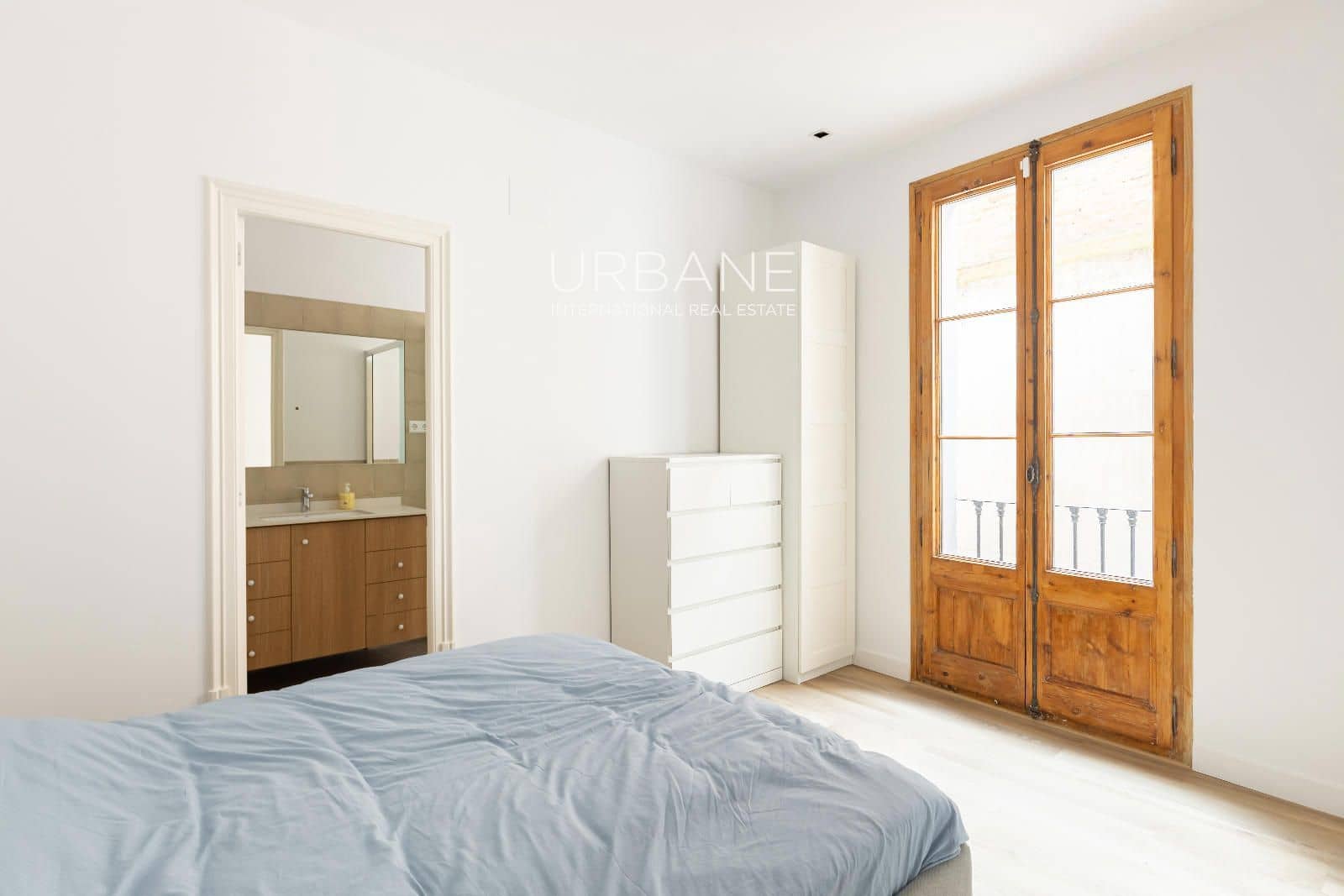3 Zimmer Wohnung zu vermieten in Barcelona Stadt - 1.836 € (Ref: 9675110)