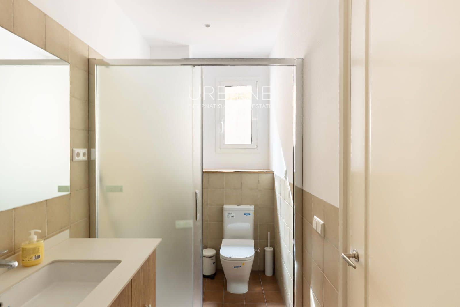 3 Zimmer Wohnung zu vermieten in Barcelona Stadt - 1.836 € (Ref: 9675110)