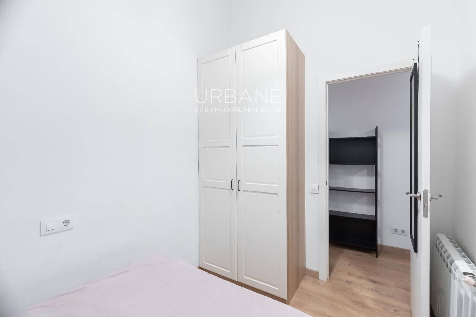 Piso de 2 habitaciones en Barcelona ciudad en venta - 349.000 € (Ref: 9685588)