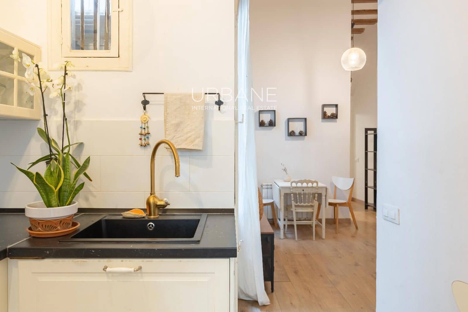 Piso de 2 habitaciones en Barcelona ciudad en venta - 349.000 € (Ref: 9685588)