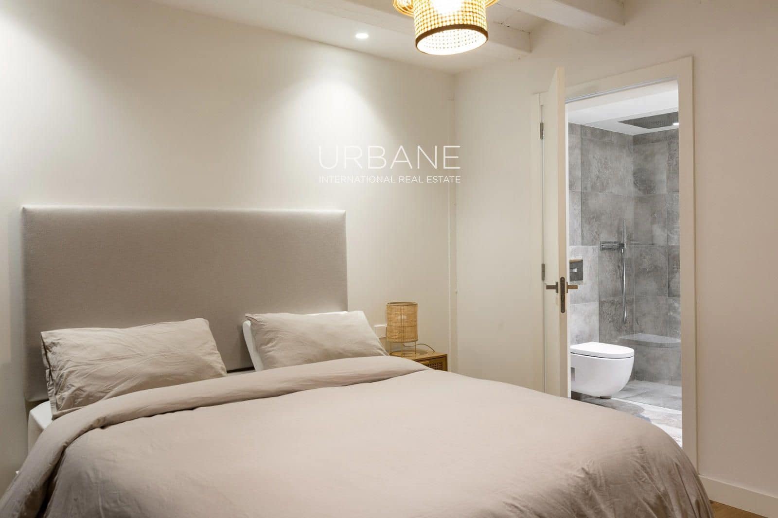 2 bedroom Flat for rent in Barcelona city - € 2,900 (Ref: 9697769)