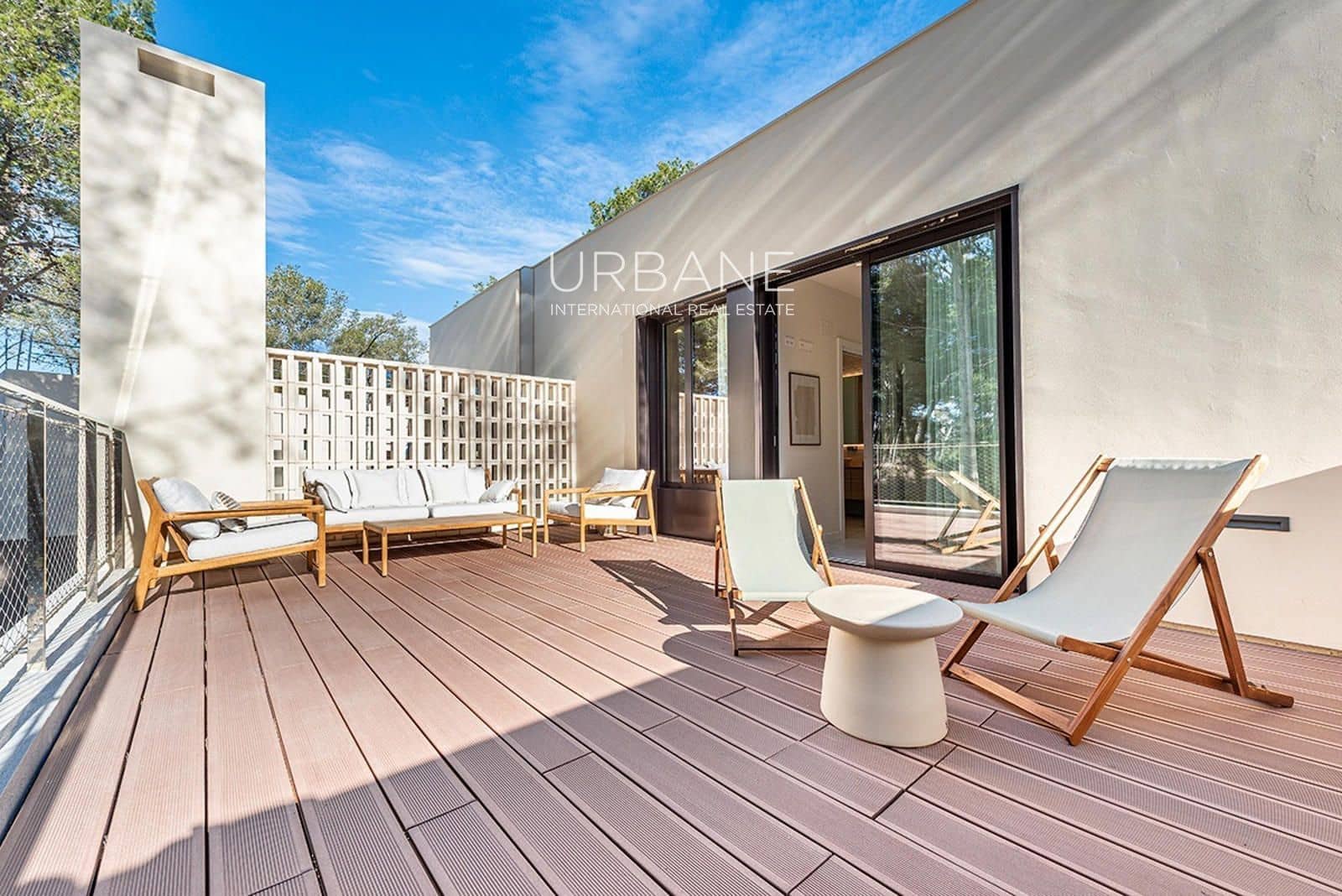 4 sypialnia Dom na sprzedaż w Salou z basenem garażem - 1 250 000 € (Ref: 9720466)