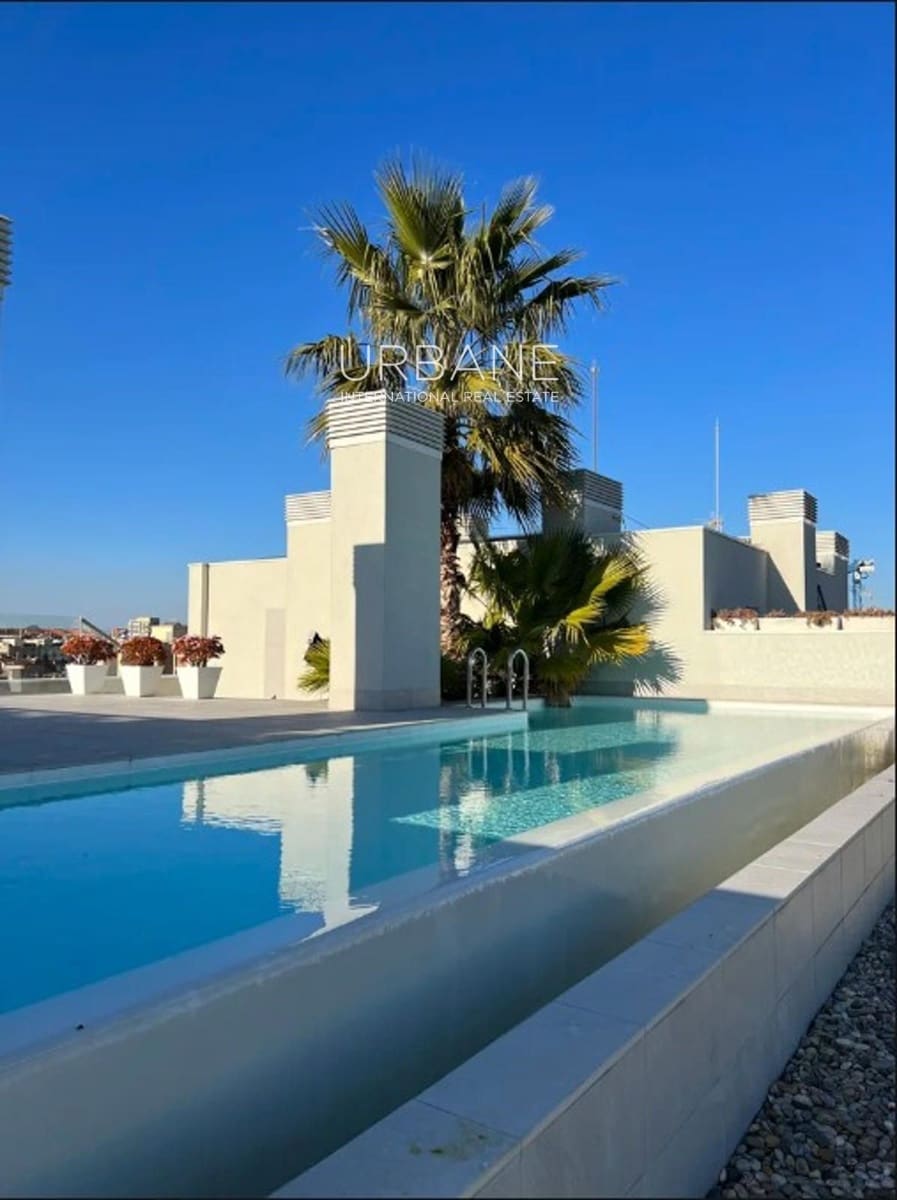 1 soveværelse Penthouse til salg i Barcelona by med swimmingpool - € 590.000 (Ref: 9751090)