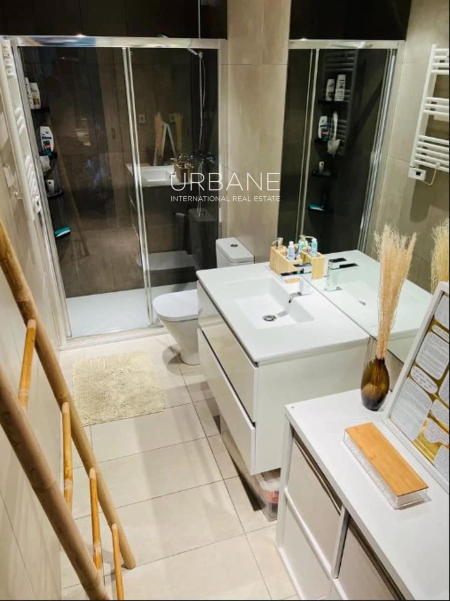 1 soveværelse Penthouse til salg i Barcelona by med swimmingpool - € 590.000 (Ref: 9751090)