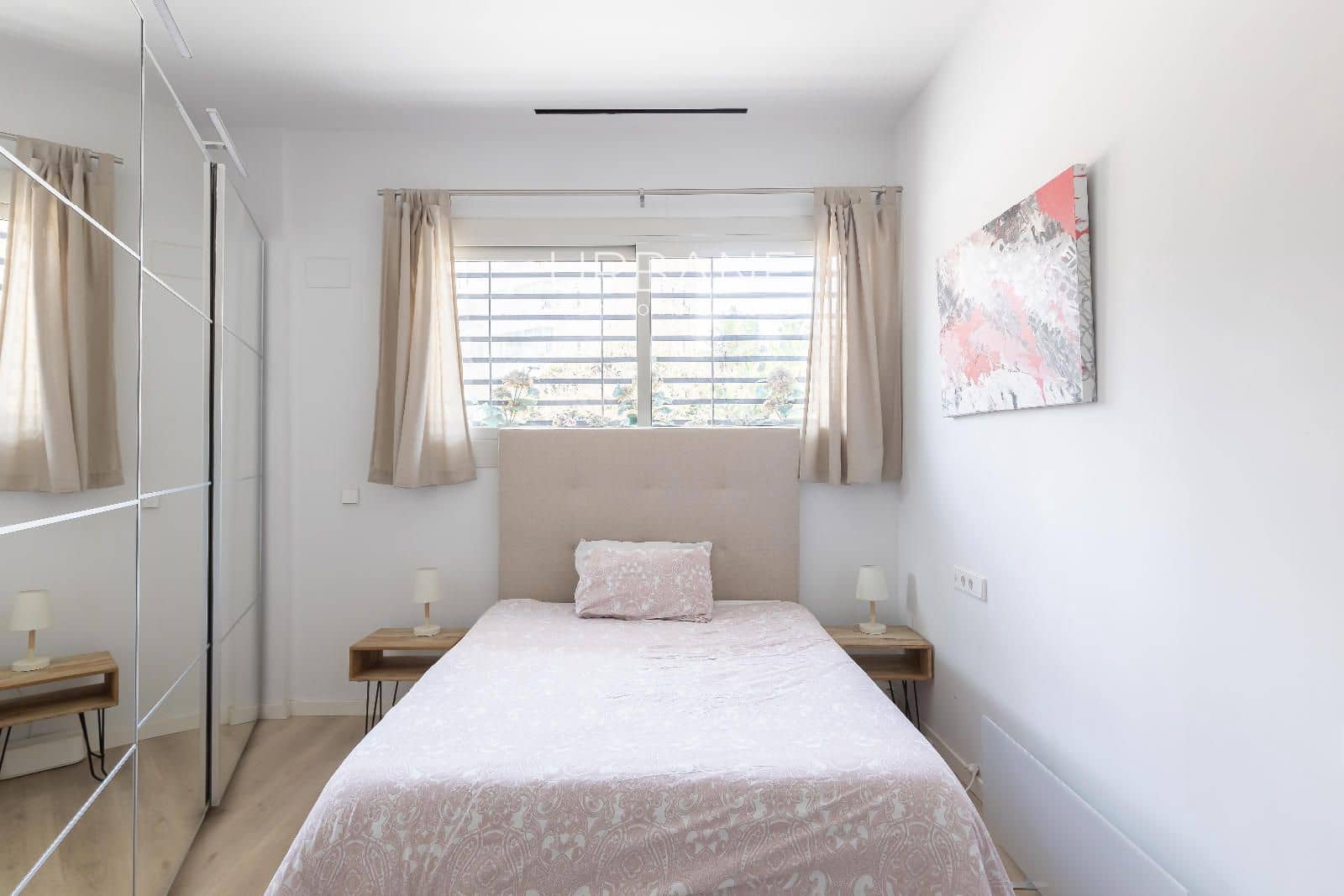 1 bedroom Flat for sale in Barcelona city with pool - € 590,000 (Ref: 9751090)