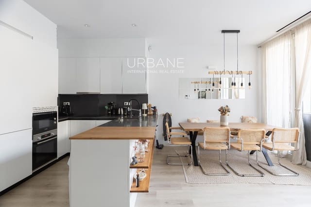 Piso de 1 habitación en El Poblenou, Barcelona ciudad en venta con piscina - 590.000 € (Ref: 9751090)