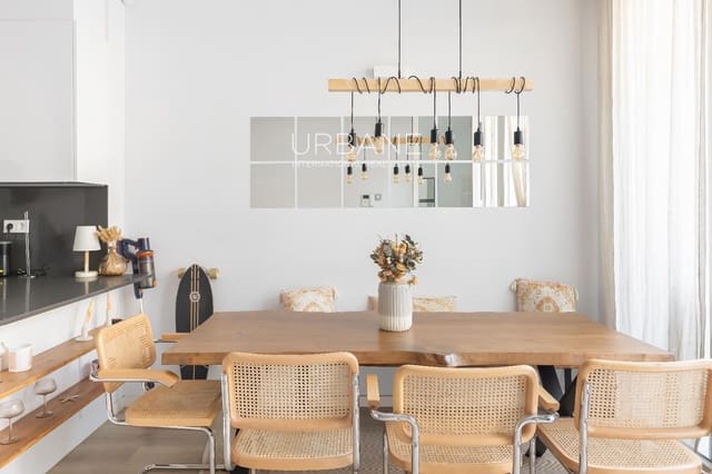 Piso de 1 habitación en El Poblenou, Barcelona ciudad en venta con piscina - 590.000 € (Ref: 9751090)