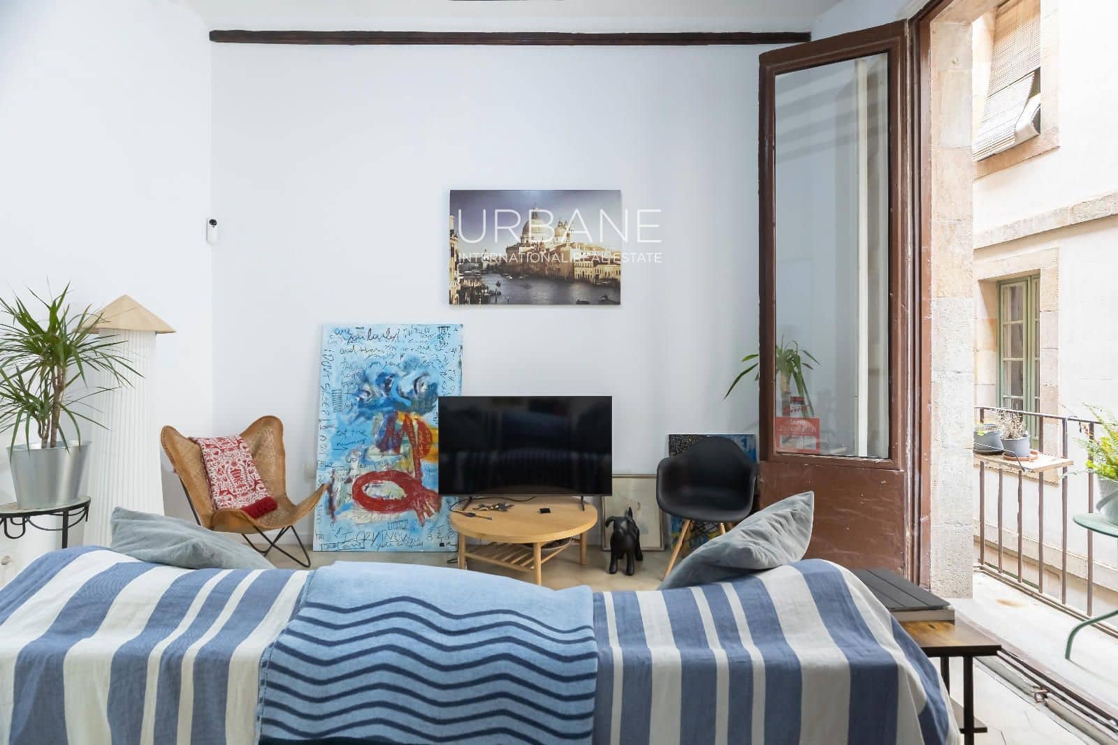 2 bedroom Penthouse for rent in Barcelona city - € 1,680 (Ref: 9772443)