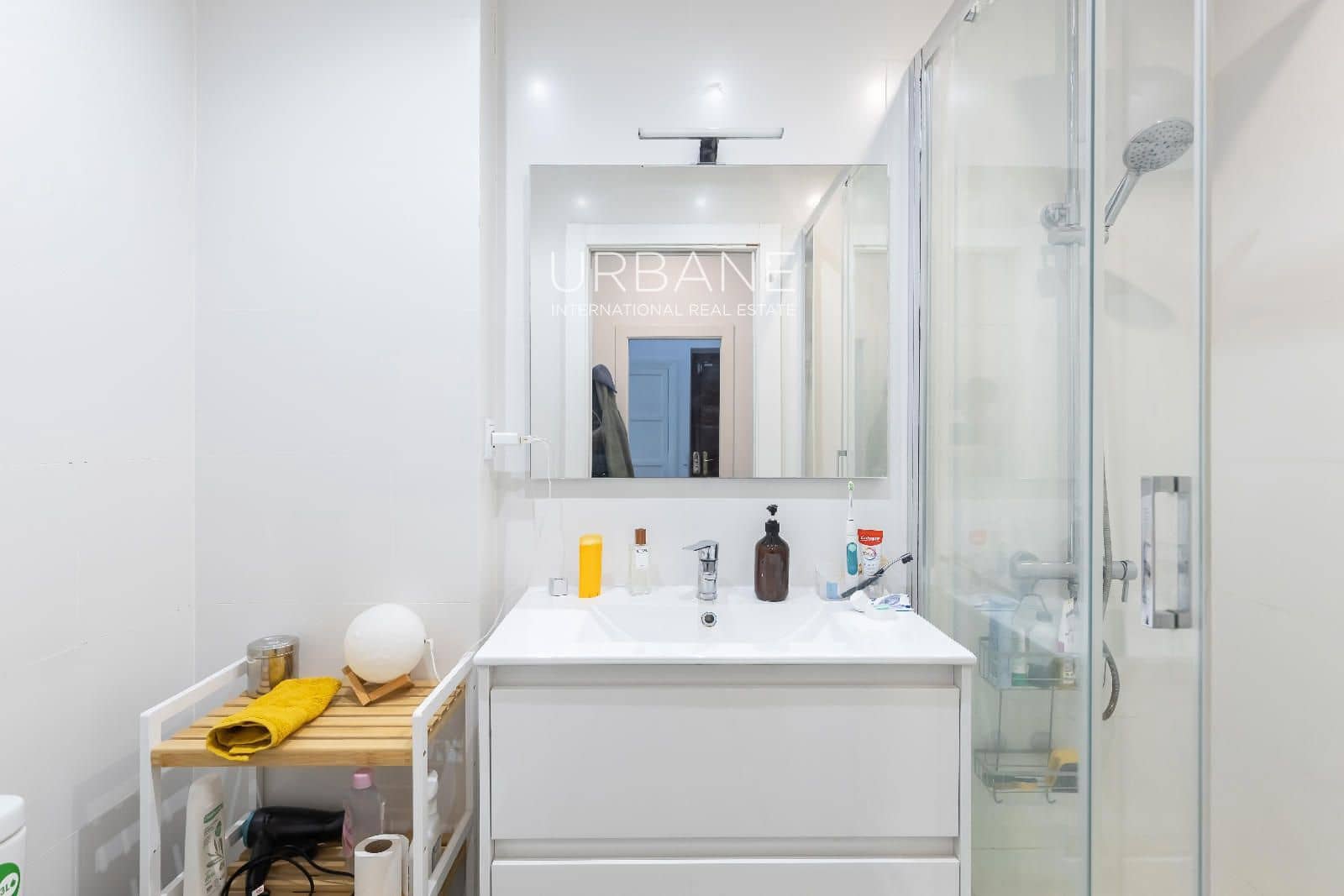 2 bedroom Penthouse for rent in Barcelona city - € 1,680 (Ref: 9772443)