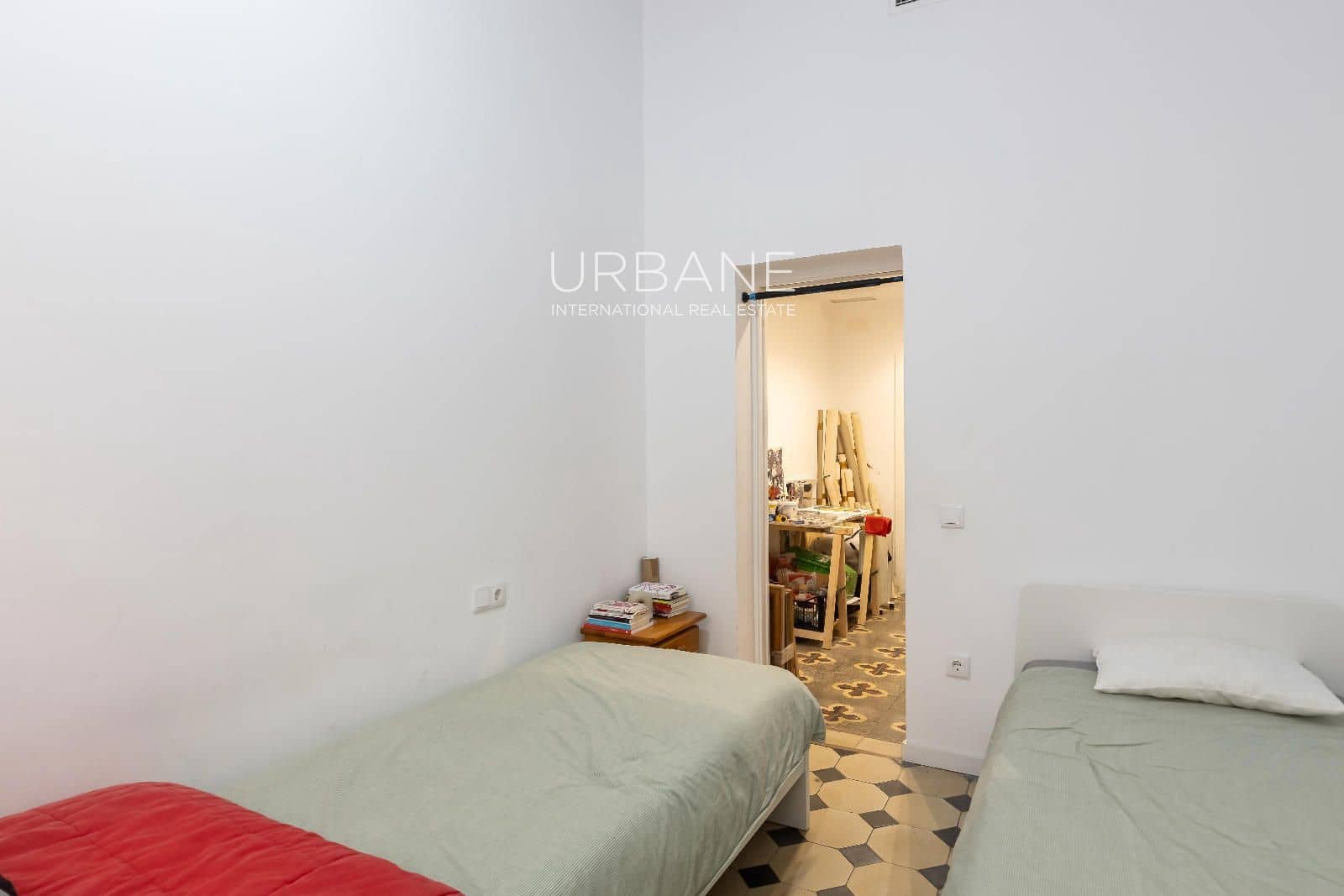 2 bedroom Penthouse for rent in Barcelona city - € 1,680 (Ref: 9772443)