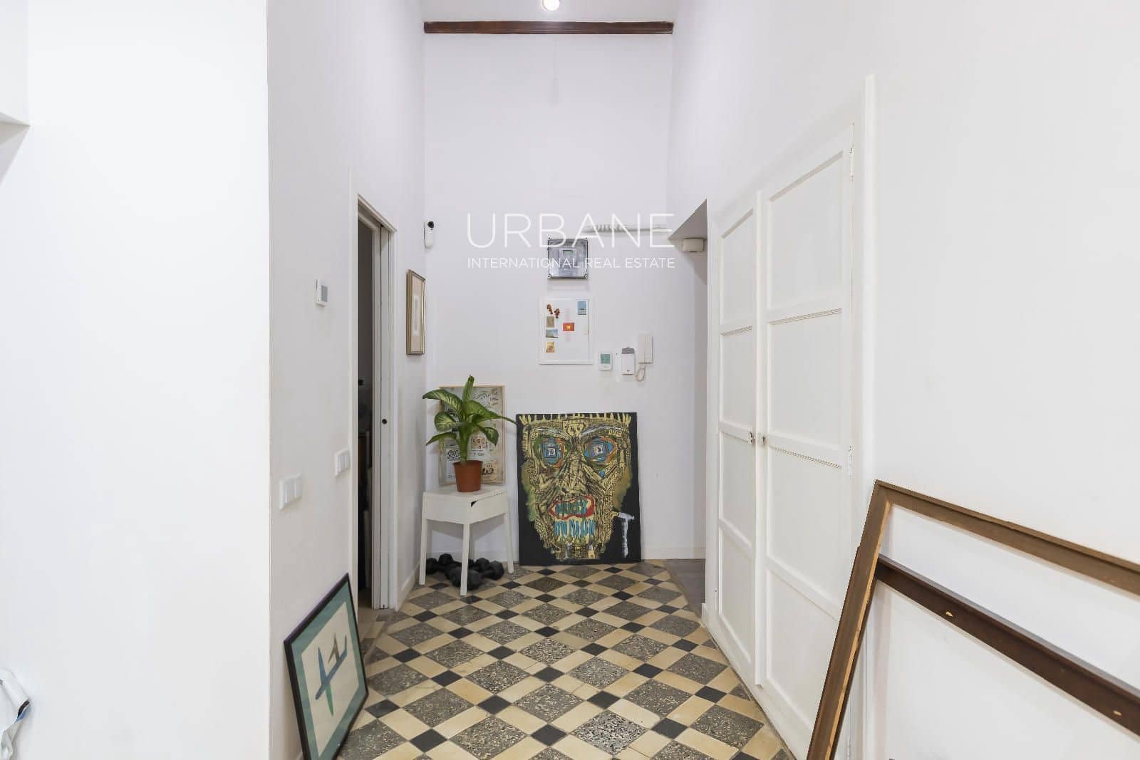 2 bedroom Penthouse for rent in Barcelona city - € 1,680 (Ref: 9772443)