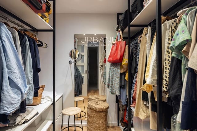 2 chambre Appartement à vendre à El Barri Gòtic, Barcelone ville - 895 000 € (Ref: 9777248)