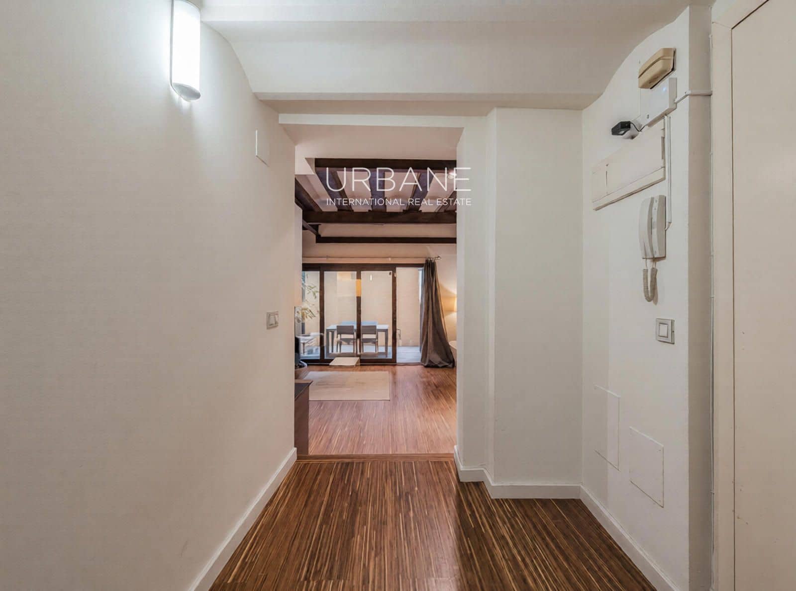 1 makuuhuone Kattohuoneisto vuokrattavana paikassa Barcelona kaupunki - 1 900 € (Ref: 9793651)