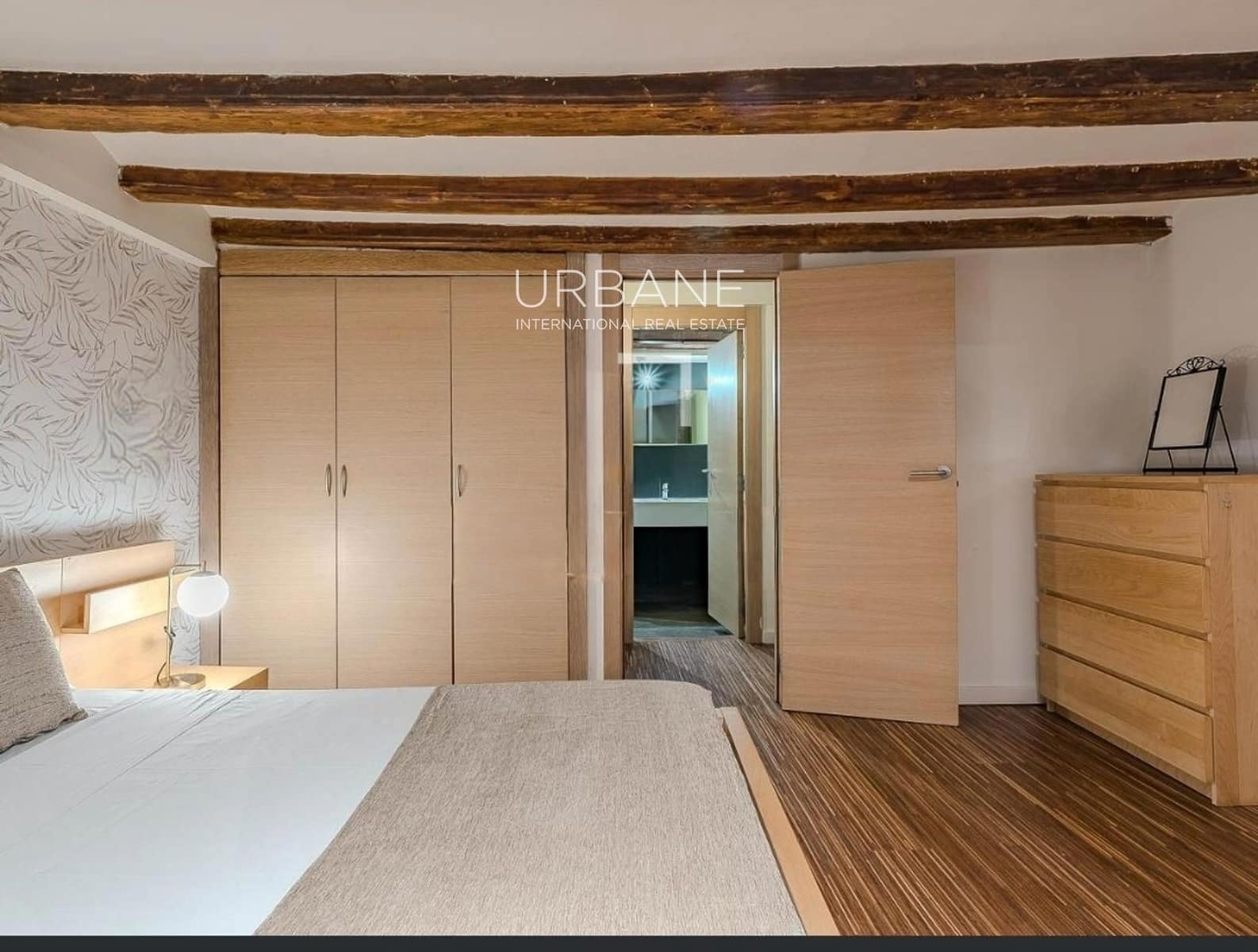 1 makuuhuone Kattohuoneisto vuokrattavana paikassa Barcelona kaupunki - 1 900 € (Ref: 9793651)