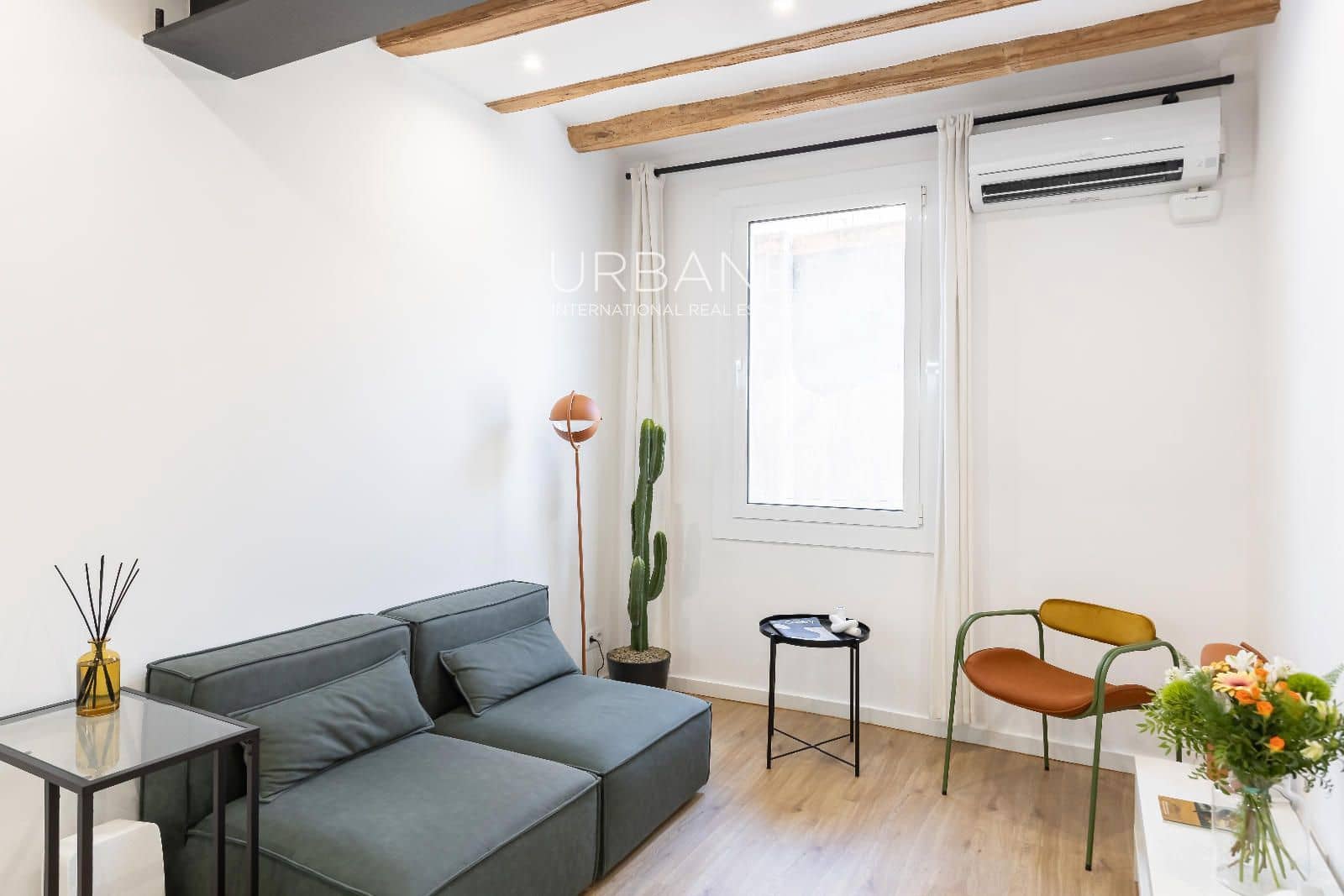 2 soveværelse Lejlighed til salg i Barcelona by - € 255.000 (Ref: 9795319)