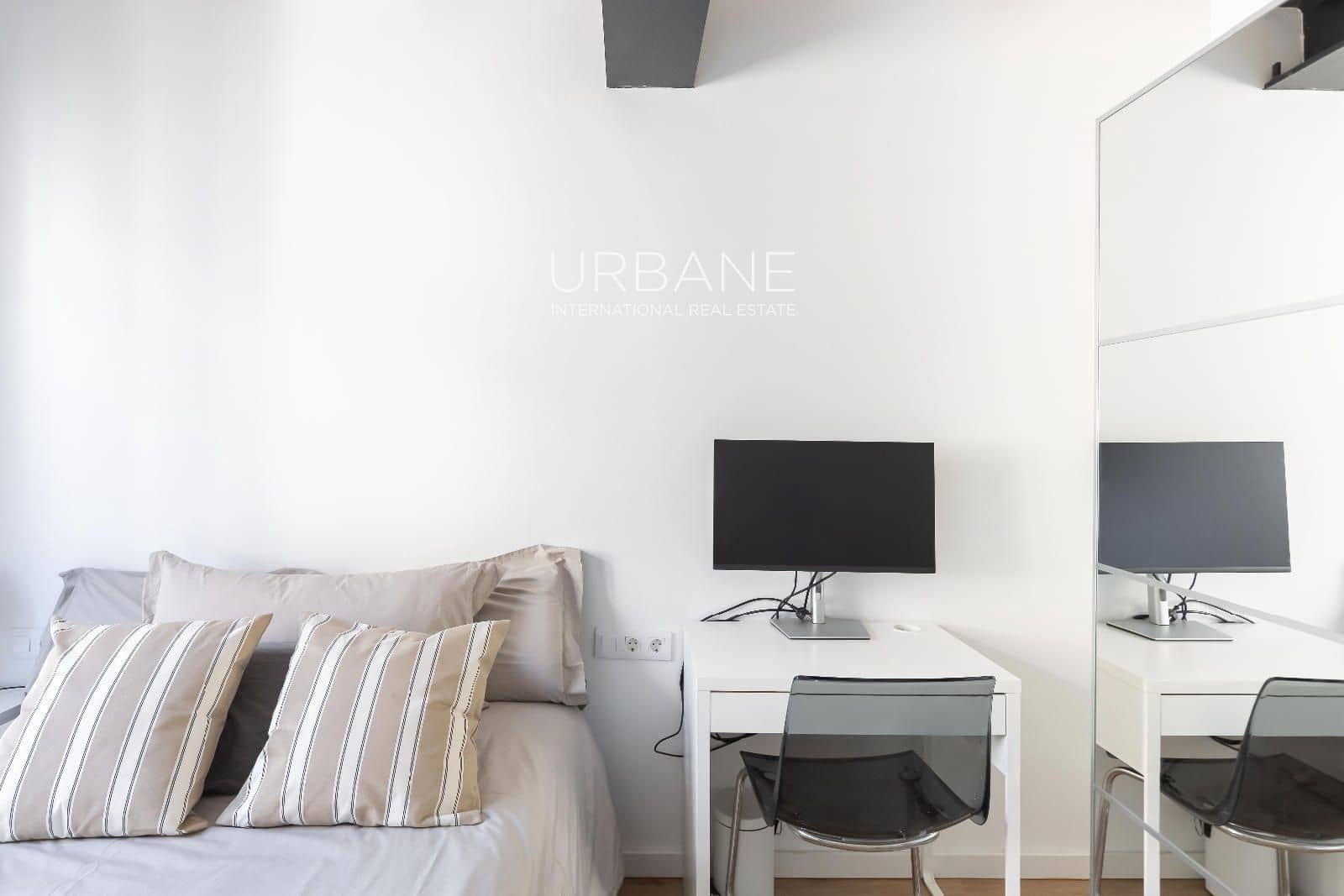 2 soveværelse Lejlighed til salg i Barcelona by - € 255.000 (Ref: 9795319)