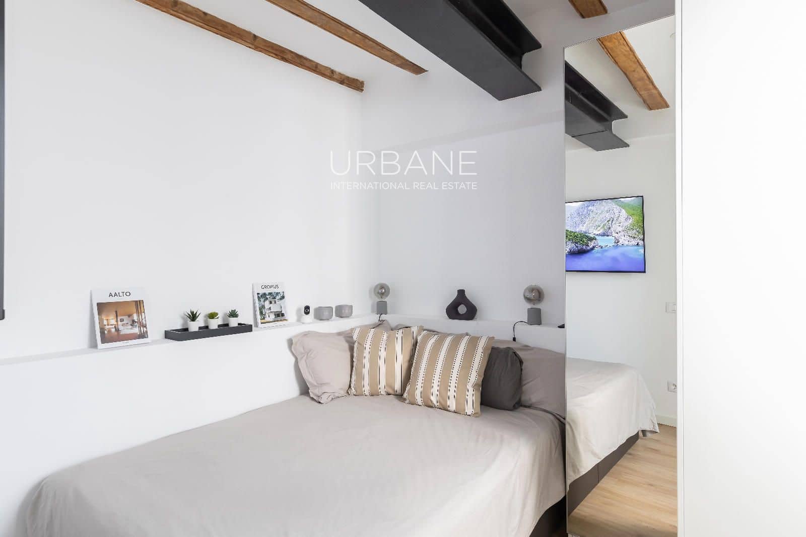 2 soveværelse Lejlighed til salg i Barcelona by - € 255.000 (Ref: 9795319)