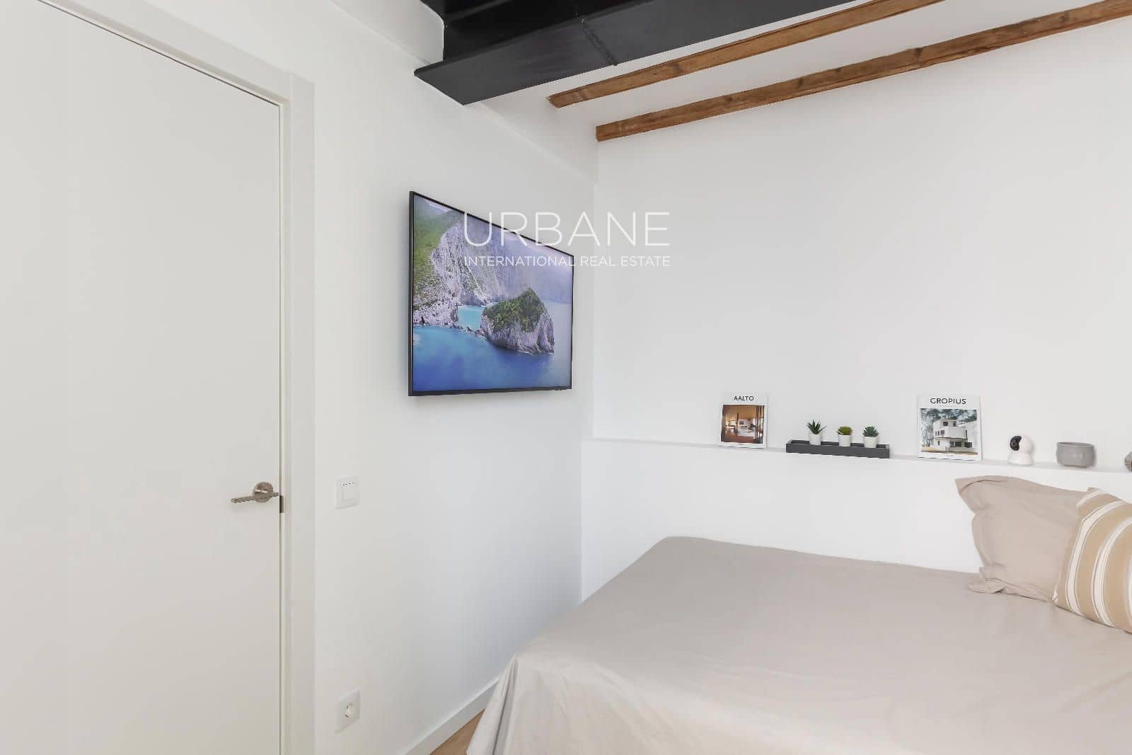 2 soveværelse Lejlighed til salg i Barcelona by - € 255.000 (Ref: 9795319)