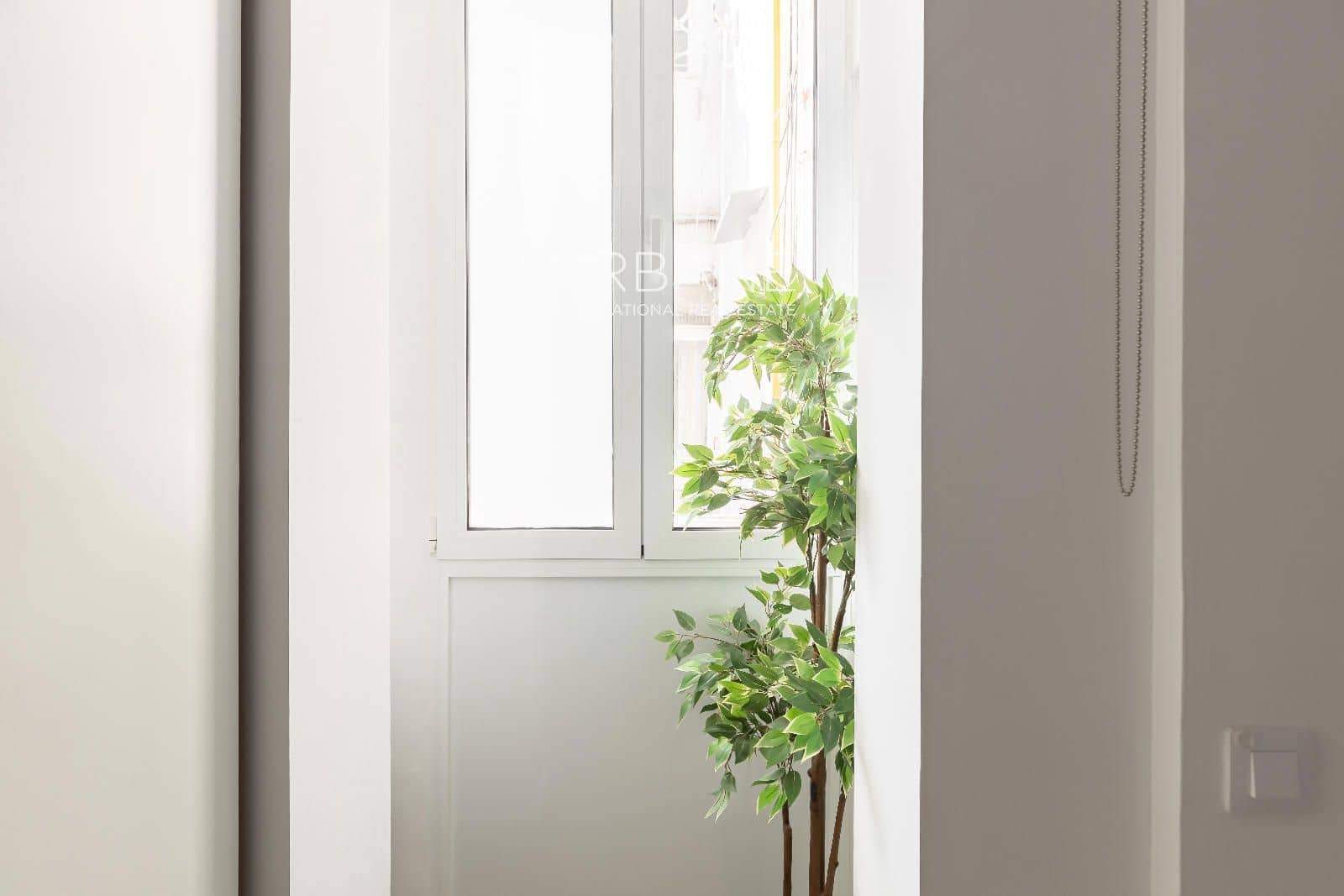 2 soveværelse Lejlighed til salg i Barcelona by - € 255.000 (Ref: 9795319)