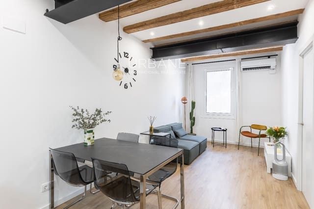 2 soveværelse Lejlighed til salg i El Raval, Barcelona by - € 255.000 (Ref: 9795319)