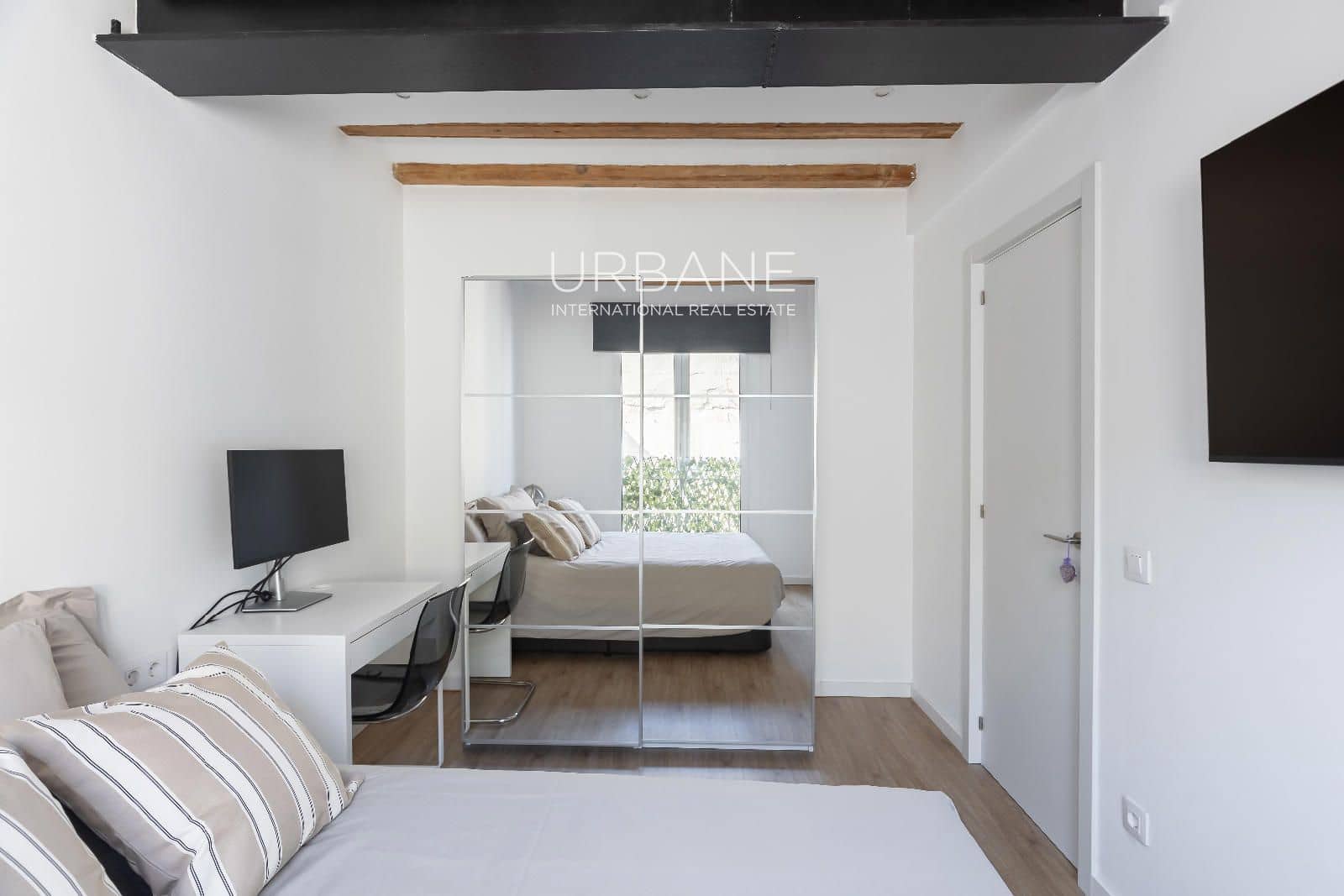 2 soveværelse Lejlighed til salg i Barcelona by - € 255.000 (Ref: 9795319)