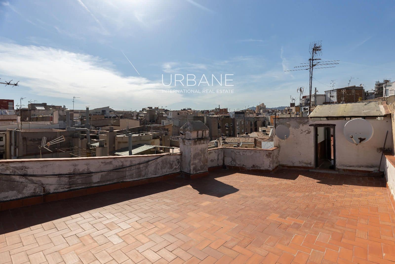 2 soveværelse Lejlighed til salg i Barcelona by - € 255.000 (Ref: 9795319)