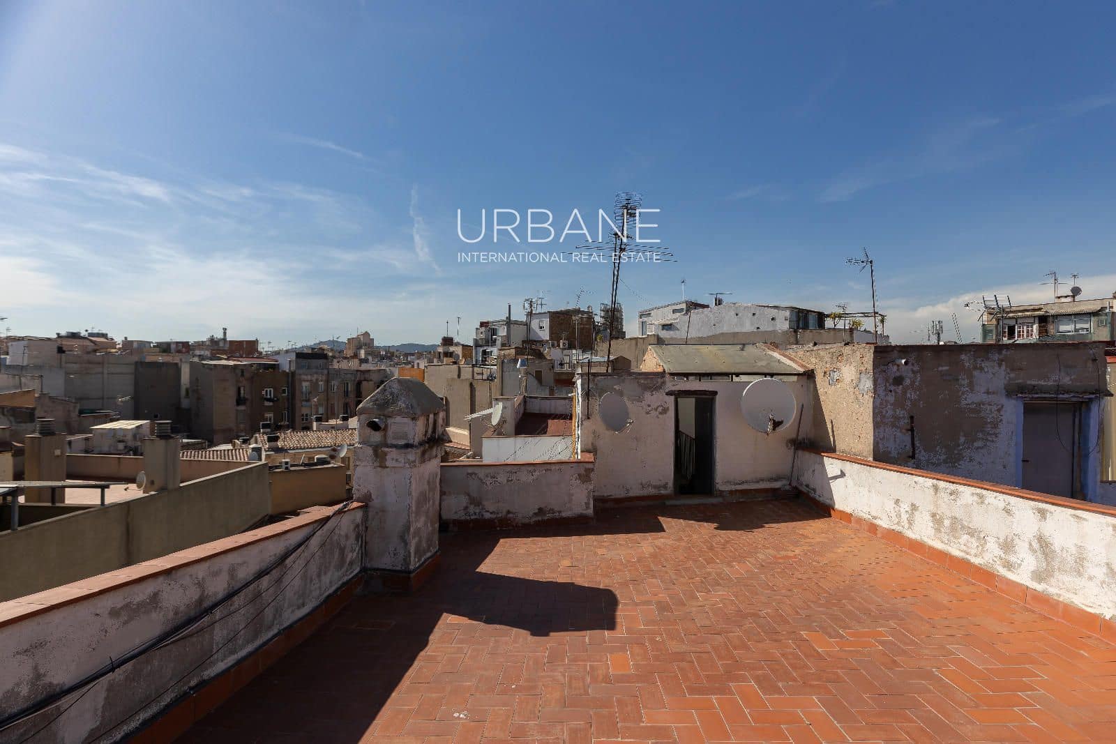 2 soveværelse Lejlighed til salg i Barcelona by - € 255.000 (Ref: 9795319)