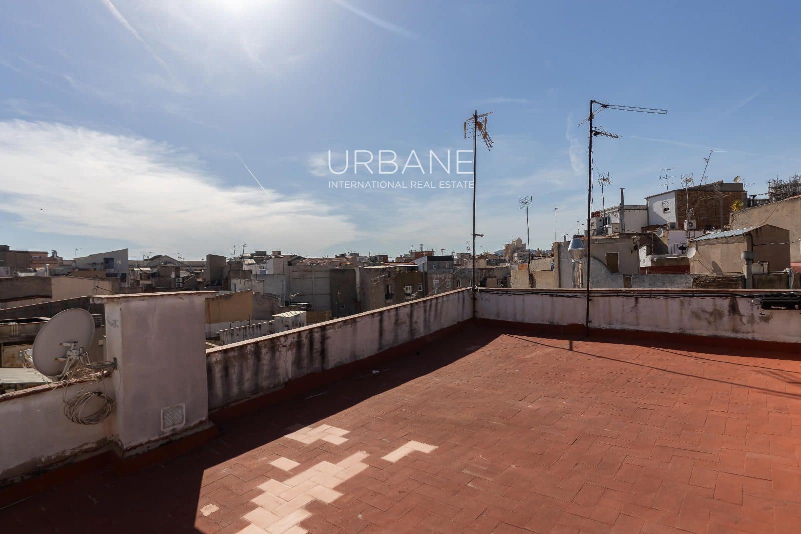 2 soveværelse Lejlighed til salg i Barcelona by - € 255.000 (Ref: 9795319)