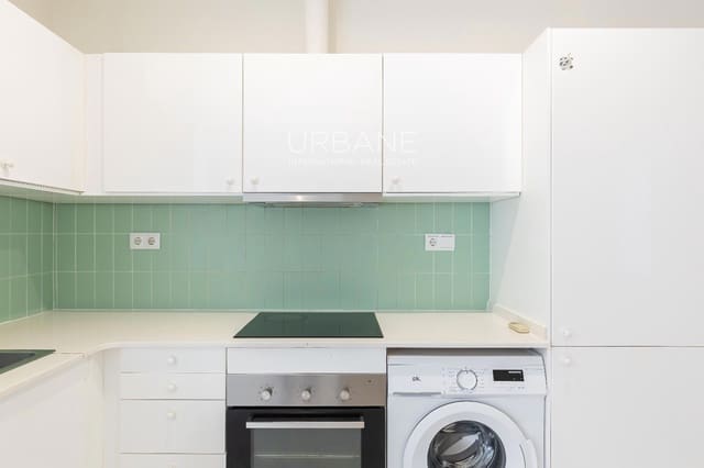 2 soveværelse Lejlighed til salg i El Raval, Barcelona by - € 240.000 (Ref: 9795513)