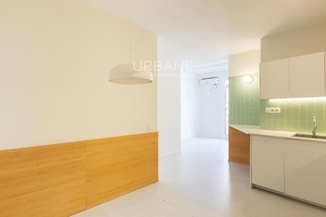 2 soveværelse Lejlighed til salg i El Raval, Barcelona by - € 240.000 (Ref: 9795513)
