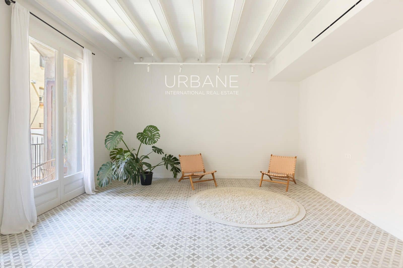 3 bedroom Flat for sale in Barcelona city - € 745,000 (Ref: 9805253)