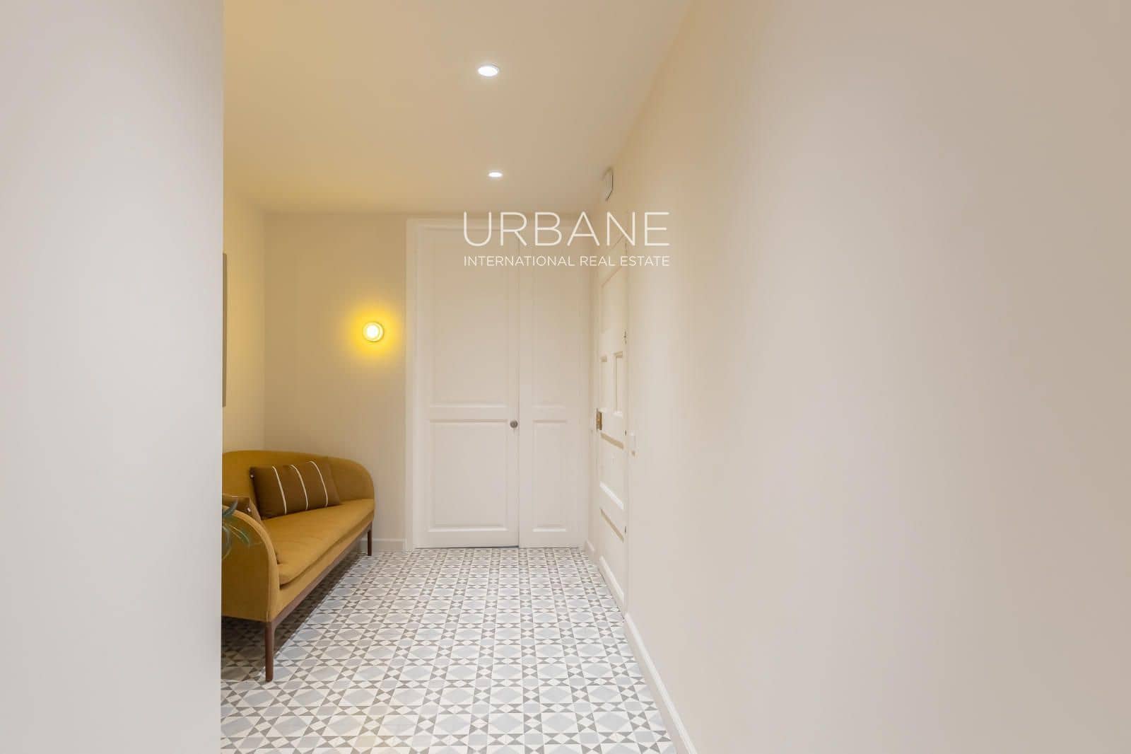 3 bedroom Flat for sale in Barcelona city - € 745,000 (Ref: 9805253)