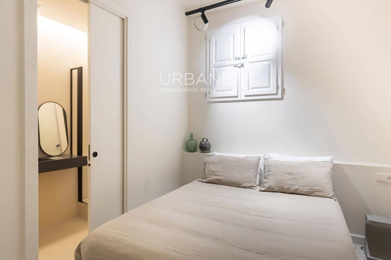 2 bedroom Flat for sale in Barcelona city - € 645,000 (Ref: 9805254)