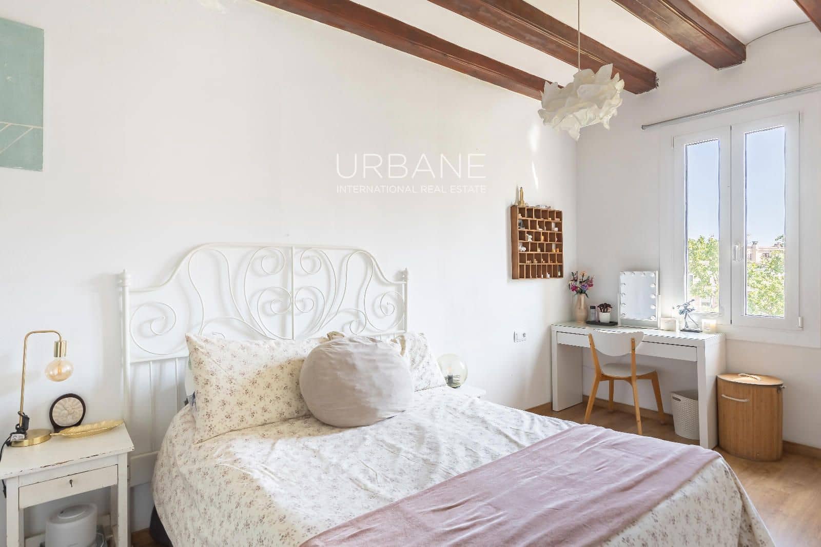 Ático de 2 habitaciones en Barcelona ciudad en venta - 449.000 € (Ref: 9814728)